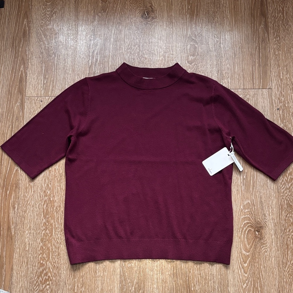 New! Milano berry red mock neck short sleeve sweater, Large